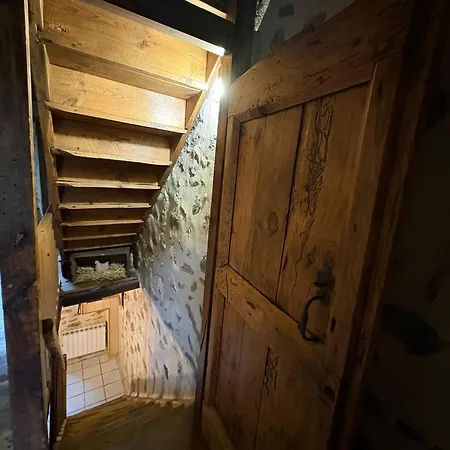 La Maisonnette Hébergement de vacances Molompize