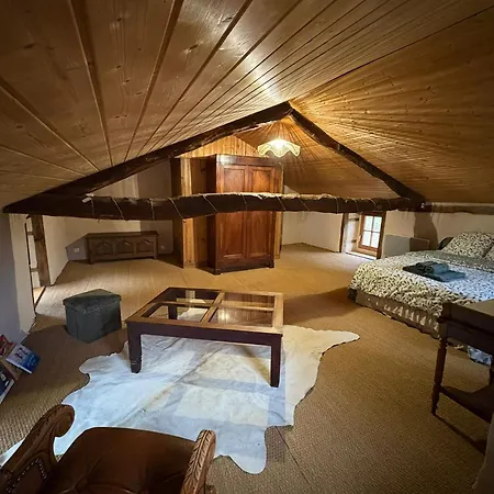 Hébergement de vacances La Maisonnette Molompize